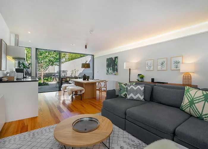 Almada - Amazing Centre With Private Pool *