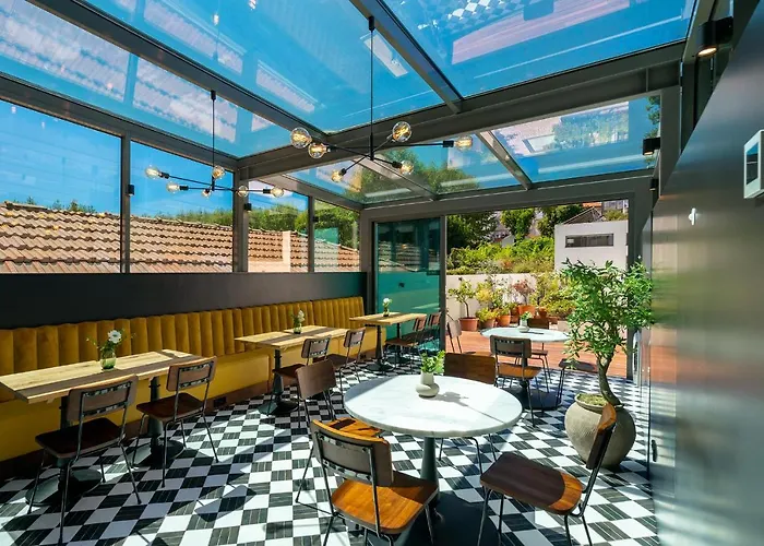 Almada - Amazing Centre With Private Pool Oporto