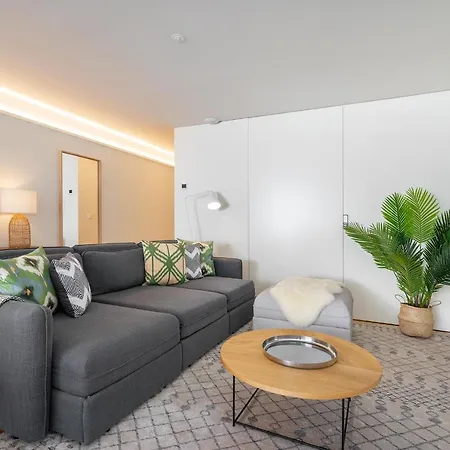 וילה Almada - Amazing Centre With Private Pool פורטו